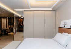 其他 6 Loft alto padrão com varanda