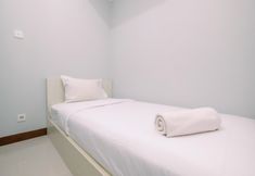 Others 7 Well Furnished And Comfy 2Br At Royal Heights Apartment