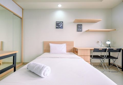 Others Simply Look Studio High Fl At Evenciio Margonda Apartment