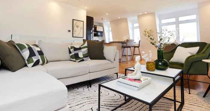 Others The Ladbroke Grove Crib - Elegant 2bdr Flat With Terrace