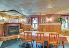 Khác 6 Lanesville Home w/ Pool Table, Bar & Deck!