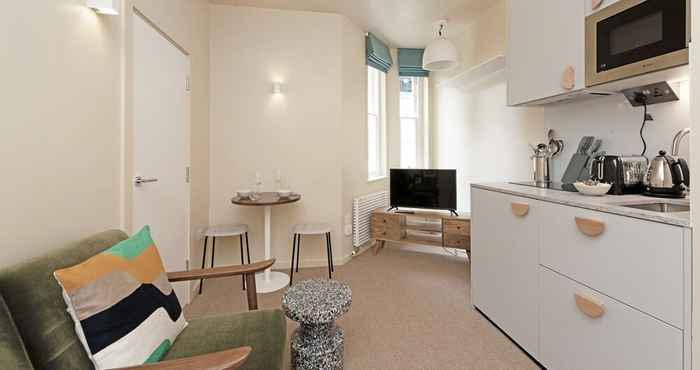 Others Stylish Lower Ground Studio in Fashionable Primrose Hill