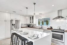 Others Beach Bliss 10 Mins to Waves 3BR Oasis With Pool