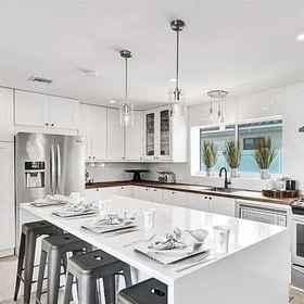 Room 1 距离海浪10分钟的沙滩幸福3卧室绿洲带游泳池, Hugh Taylor Birch State Park 酒店