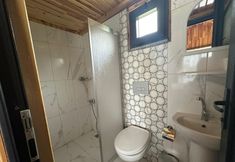 อื่นๆ 5 Ruby Bungalov