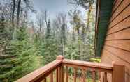 อื่นๆ 6 Lakefront Presque Isle Cabin w/ Private Dock