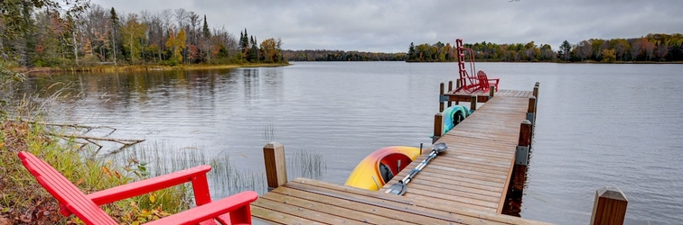 Lain-lain Lakefront Presque Isle Cabin w/ Private Dock