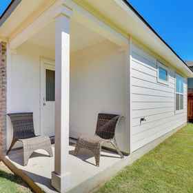 Interior1赫托度假住宅,附庭院,距離普夫魯格維爾湖 9 英里,星牧场高尔夫俱乐部飯店