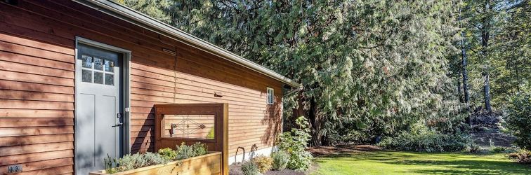 Others Pet-friendly Kent Vacation Rental, Walk to Lake!