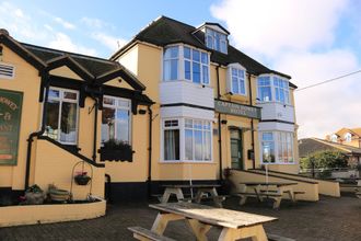 Lain-lain 4 Captain Howey Hotel