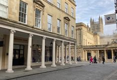 Others 6 Stunning Studio Flat w/ Picturesque View - Bath!