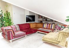 Others 3 2ndhomes 2BR Penthouse w Terrace&Sauna