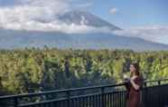 Others 4 Tapa Agung View