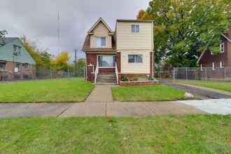 Lainnya 4 Detroit Getaway w/ Fireplace Near Ford Field