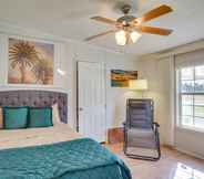 Others 3 Spacious South Carolina Abode w/ Hot Tub & Grill!