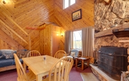 Khác 6 Iron River Vacation Rental w/ Ski Slope Views!