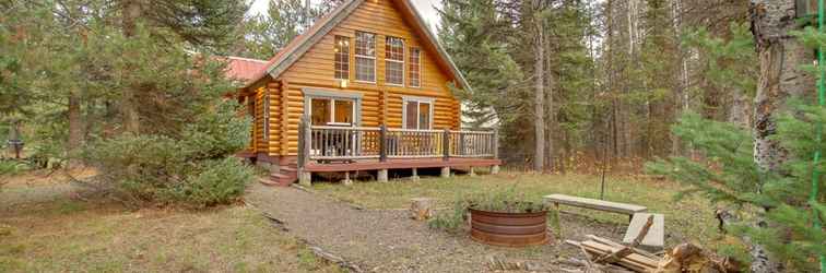 อื่นๆ Donnelly Cabin w/ Private Deck: Near Lake Cascade!