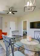 Imej utama Englewood Home w/ Screened Porch ~ 6 Mi to Beach!