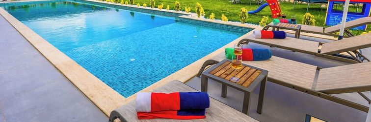 Others Villa White House