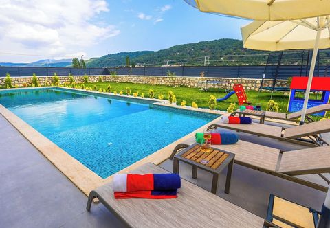 Others Villa White House