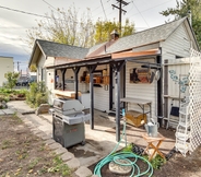 อื่นๆ 2 Charming Ellensburg Cottage w/ Private Outdoor Bar