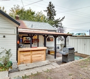 อื่นๆ 6 Charming Ellensburg Cottage w/ Private Outdoor Bar