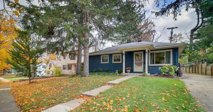 อื่นๆ Ann Arbor Home w/ Deck, 2 Mi to Michigan Stadium!