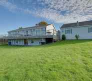 Lain-lain 4 Maine Retreat w/ Ocean Views, Walk to Downtown!