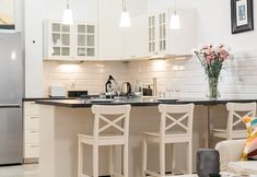 기타 7 Harmony Studio - LoftAffair