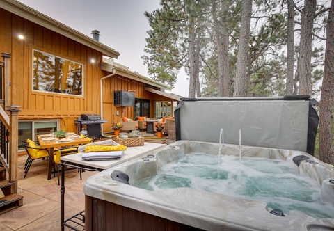 อื่นๆ Stunning Sturgis Vacation Home w/ Hot Tub & Views!