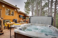 อื่นๆ Stunning Sturgis Vacation Home w/ Hot Tub & Views!