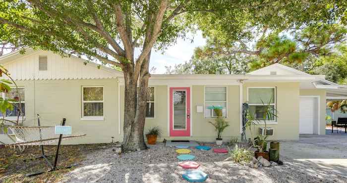 Others Gulfport Home w/ Covered Patios, 1 Mi to Beach!