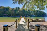 Others The Retreat at Lake Norman: Boat Dock & Pool!