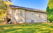 Lain-lain 5 Central High Point Home Rental < 1 Mi to Downtown!