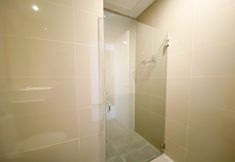 Others 6 Cozy Living Studio (No Kitchen) At Sentraland Semarang Apartment