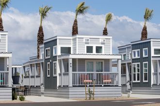 기타 4 Sun Outdoors San Diego Bay