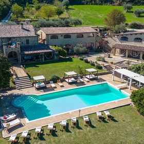 Room 1 Residenza Collefiorito 26 Emma Villas, Bastia Umbra Villas