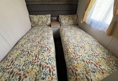 Others 2 Beautiful 2-bed Holiday Home