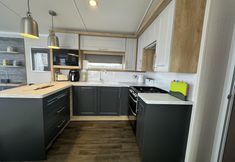 Others 6 Beautiful 2-bed Holiday Home