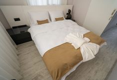 Others 2 Gadura Kır Evleri Urla