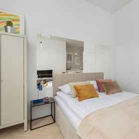 Primary image1Comfy Apartment Opolska by Renters,西里西亚省公寓
