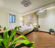 Lain-lain 3 Roomshala 134 Premium Rooms Saket