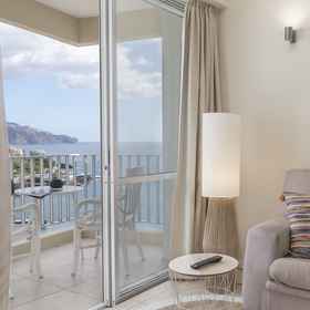 Primary image 1 アパルタメントス ド マル, フンシャル ホテル