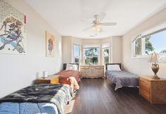 其他 6 Coastal Haven In Oceanside: Cozy Beach Getaway 3 Bedroom Home by RedAwning