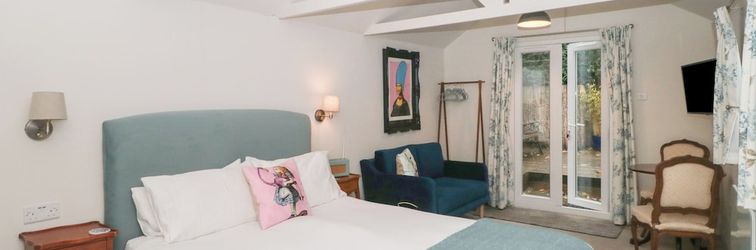 Others The Potting Shed