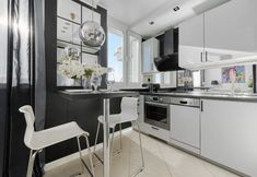 Lain-lain 3 Black & White Studio by Renters