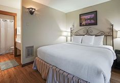 Others 4 Seventh Mountain 1123 3 Bedroom Condo by RedAwning