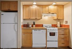 Others 5 Seventh Mountain 1123 3 Bedroom Condo by RedAwning