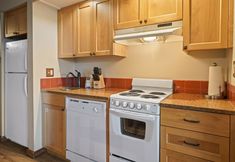 Others 6 Seventh Mountain 1123 3 Bedroom Condo by RedAwning