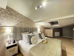 Others 4 White Lotus - LoftAffair Collection